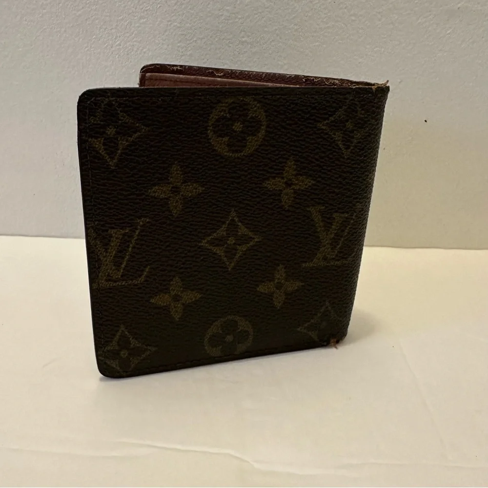 Louis Vuitton Men's Portefeuille Marco Bifold Vintage Wallet LV monogram Leather